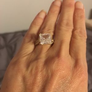 Diamonique square cut 5k ring very clear